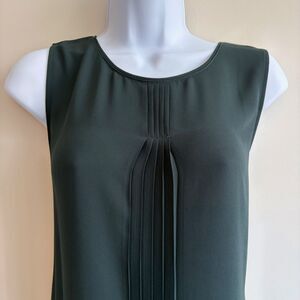 NWT Ann Taylor Sleeveless Pleated Blouse Top Shell Women's Dark Green Sz M